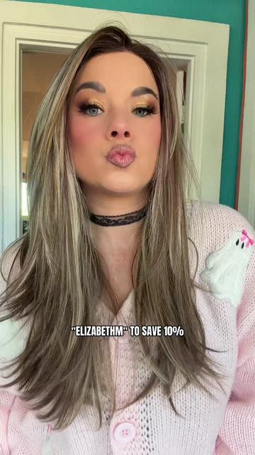 @Elizabeth Wears Wigs 🏳️&zwj;🌈