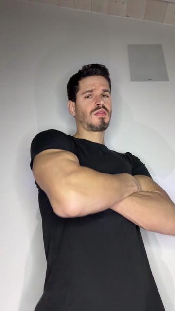@user76331861235