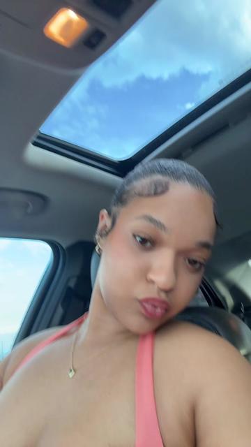 @Mona𝐿𝒾𝓈𝒶