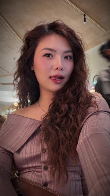 @phwnghi_x