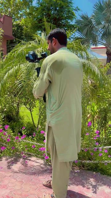@👑عزیر~Pathan🤍🌼