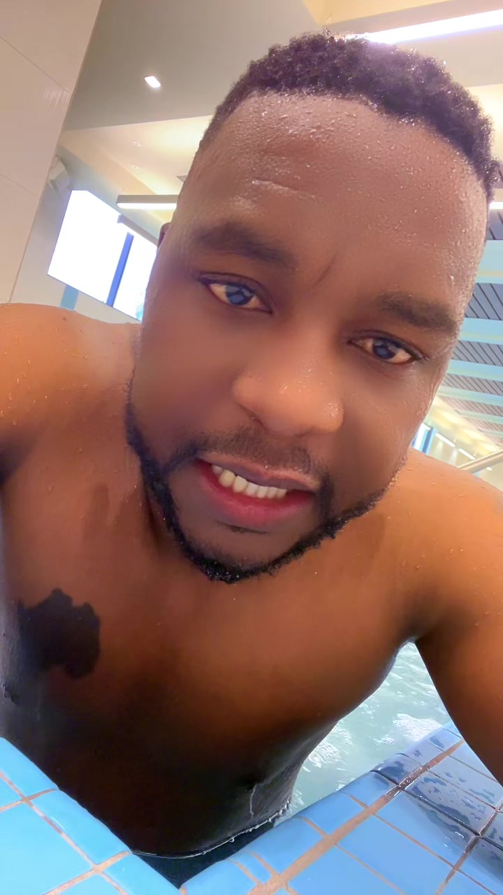 @Uviwe 🇿🇦 🇨🇦