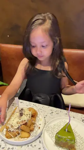 @Aleeya & Mama