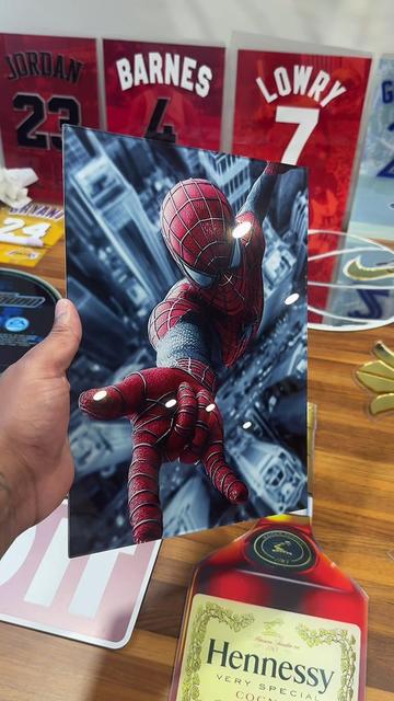 @MazerDesign | Acrylic Wall Art