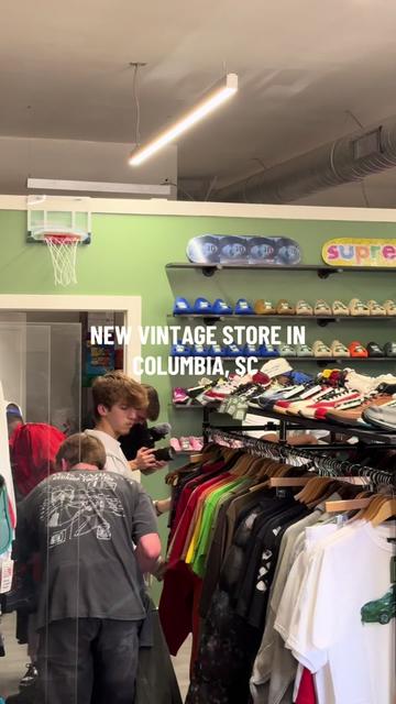 @Ageless Vintage Market