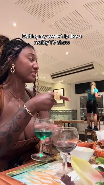 @jazmyneshai