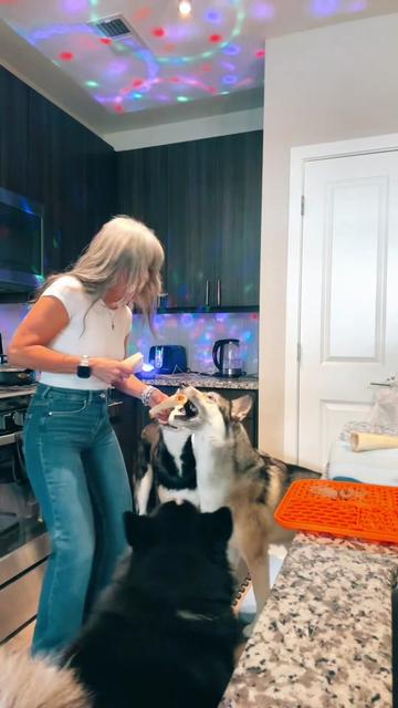 @Danz2theMax