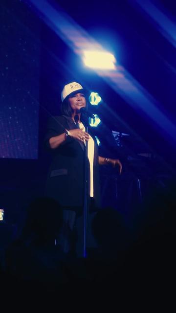 @CeCe Winans