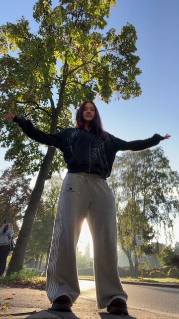 @darealnaia