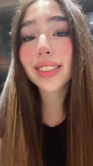 @kamihickman_