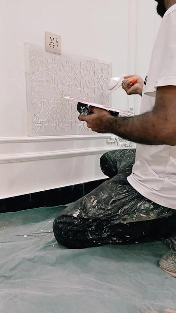 @HousePainter