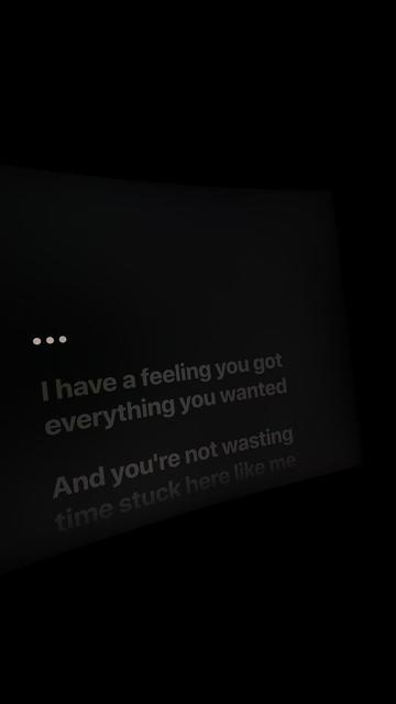 @🎧