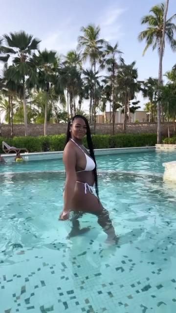 @Janay 🤍 💜