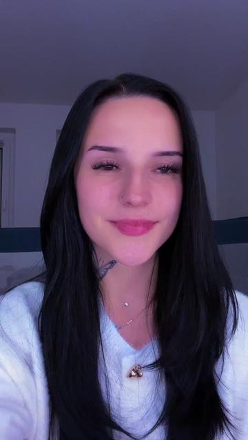 @Vanessa🦋
