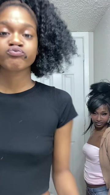 @LariahDeanne