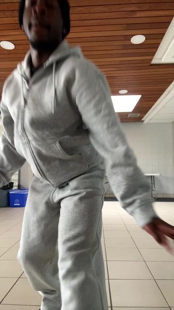 @KingManley_