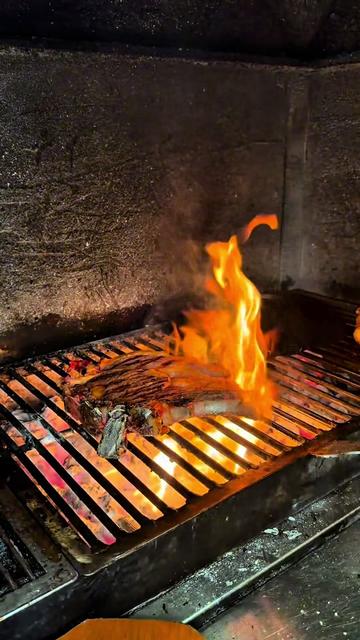@STRADAROMANA Pizza & Grill