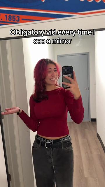 @Bella