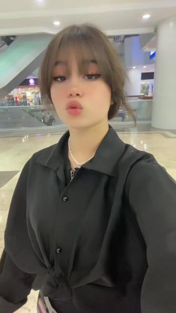 @𝐧𝐚𝐳y🐰