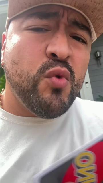 @PhilthyDiaz
