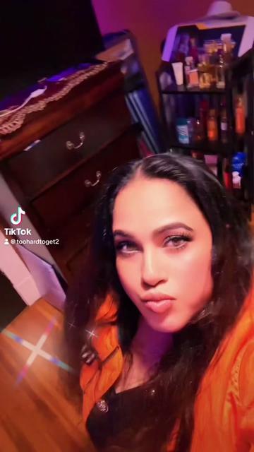 @PRIYA 3😘