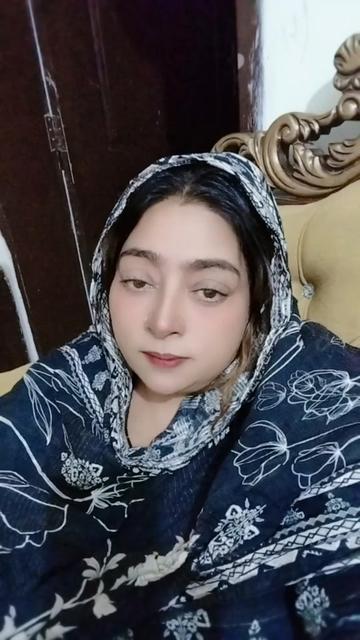 @Shazia🌹