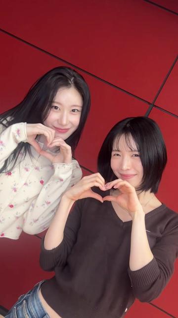 @NiziU