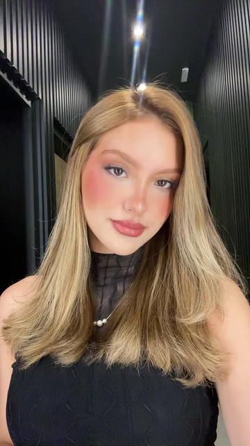 @Ju✨