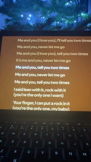 @musiclyricist_