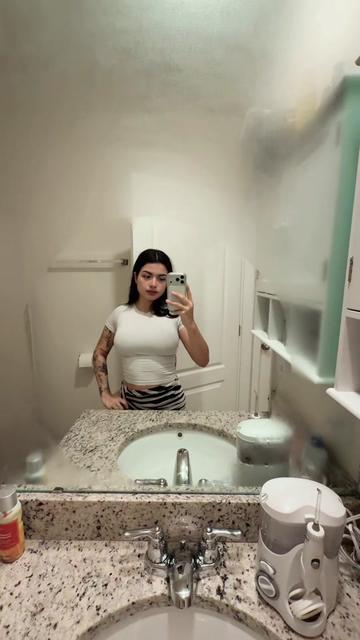 @Judianys