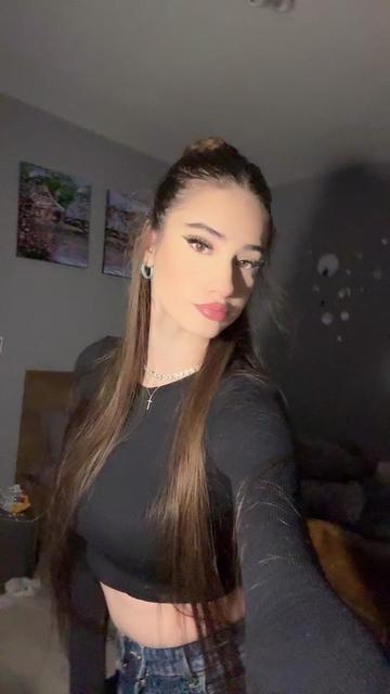 @Ianira