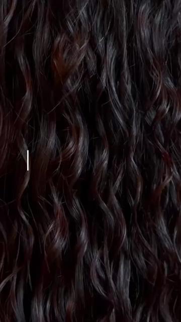 @Nika Curly