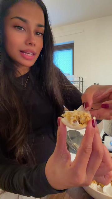 @Romaana3