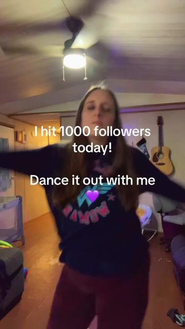 @WitchyPhoenix22