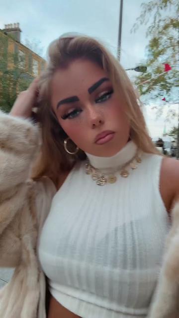 @ℬ𝓁𝒶𝒸𝓀𝒶𝓃𝓃𝓈𝒷𝒾𝒹𝒹𝓎😚