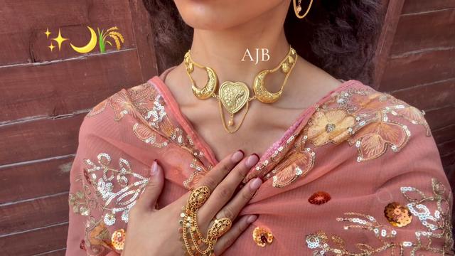 @Ayeshas Jewellery Box