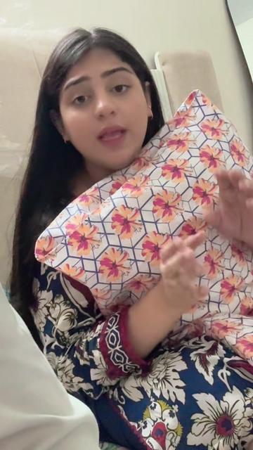 @Zillyeshahlive