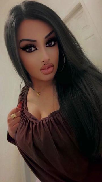 @Heenaaaxo