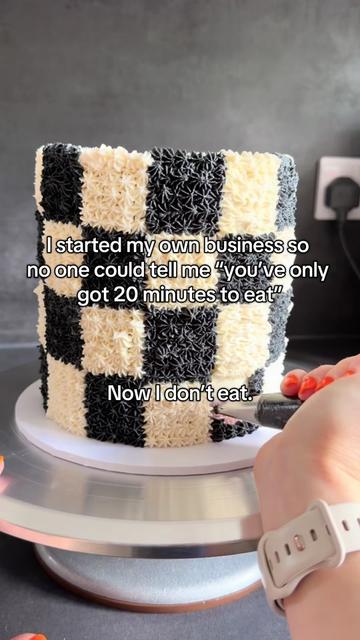 @SinderellaBakes