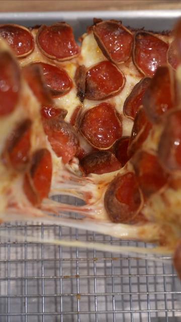 @squarepieguys