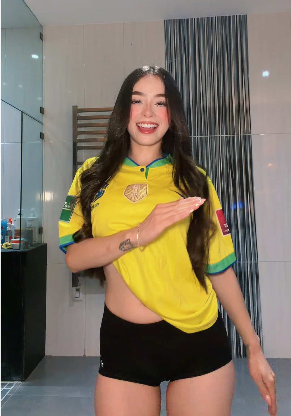 @Yajana Cano