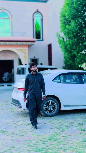 @😎شیراز بھٹی😎