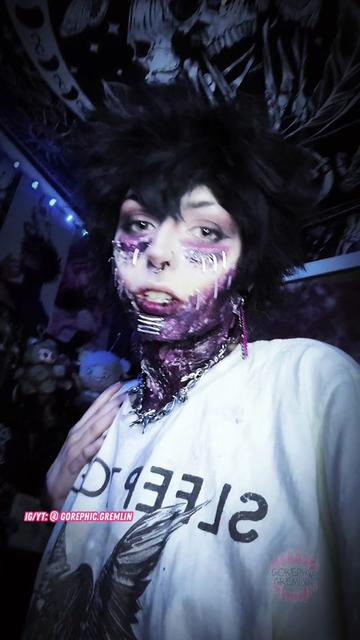 @🎃 SpOoOkY GREMLIN 🎃