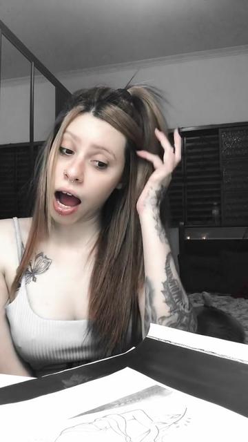 @B Á H