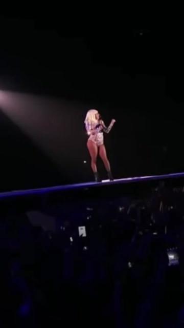 @ladygagabox