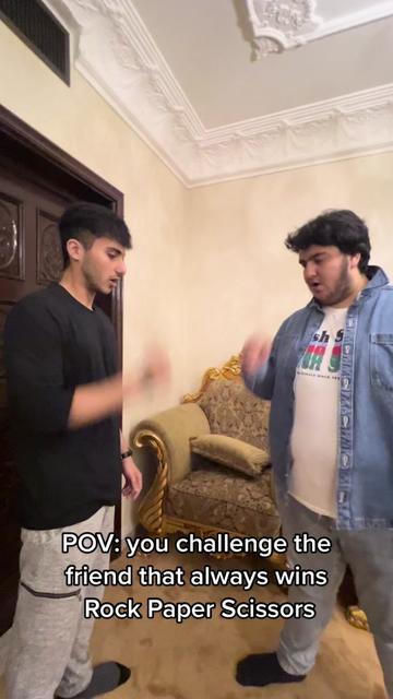 @Noobs With Jokes
