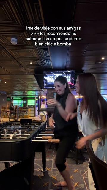 @Angela María