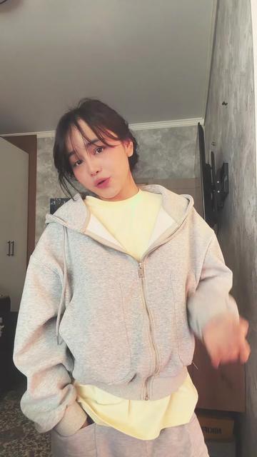 @𝐑𝐚𝐲𝐱𝐨𝐧🐿️