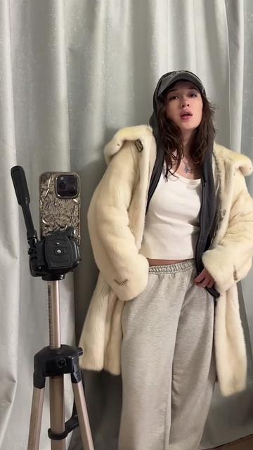 @Nadíne