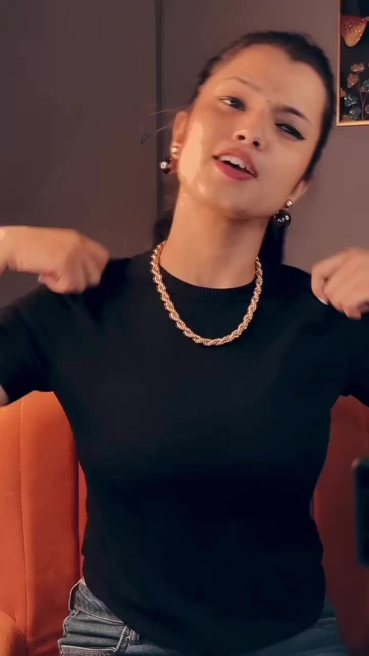 @𝐀𝐊𝐒𝐇𝐈𝐓𝐀__𝐃𝐖𝐈𝐕𝐄𝐃𝐈